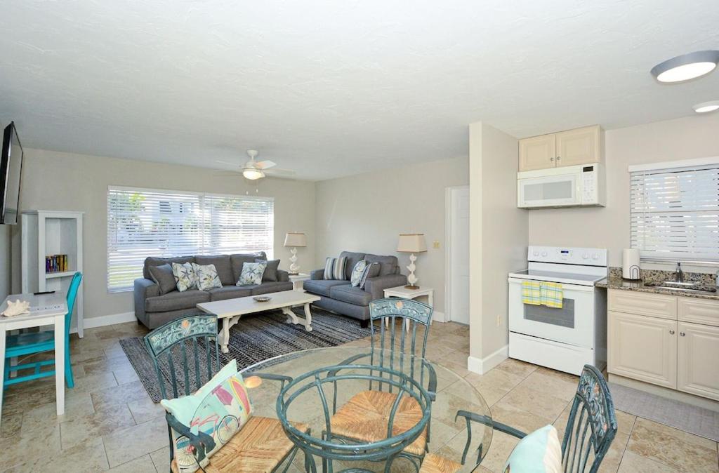 Canal 309 - Right In Siesta Key Village! Exteriör bild