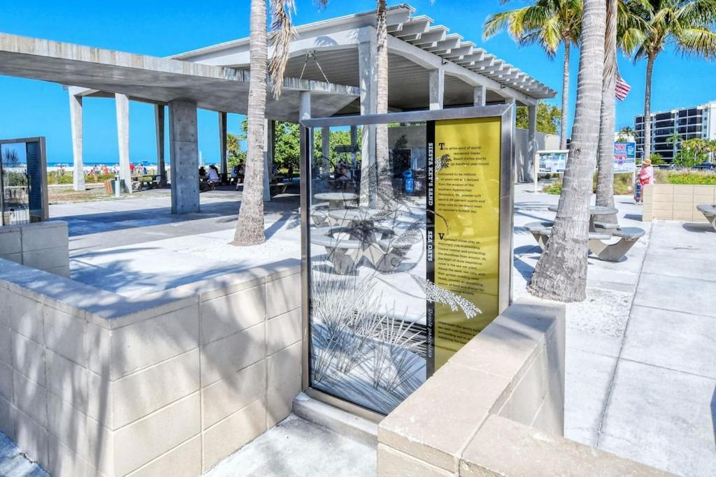 Canal 309 - Right In Siesta Key Village! Exteriör bild