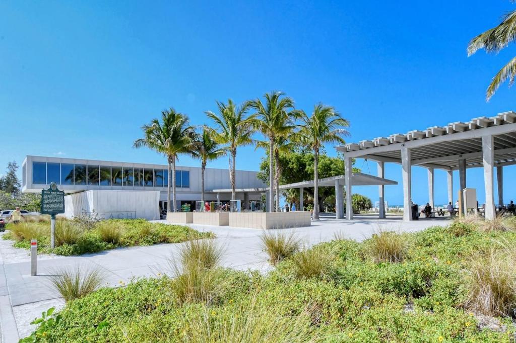 Canal 309 - Right In Siesta Key Village! Exteriör bild