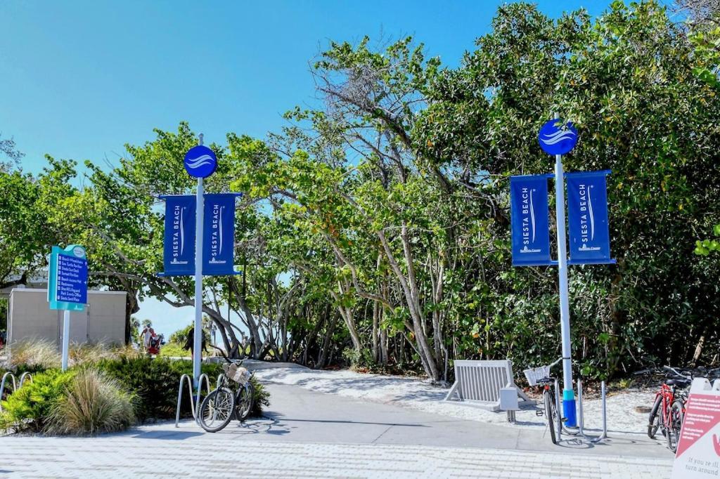 Canal 309 - Right In Siesta Key Village! Exteriör bild